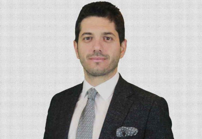 alp-avni-yelkenbicer