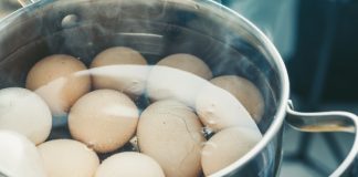 Yumurtayı uzun süre haşlamak besin değerini düşürüyor