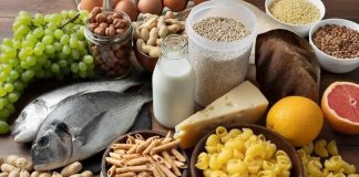 İşlenmemiş Gıda Tüketimi Doğal Ve Dengeli Beslenmenin Temelini Oluşturuyor Günümüzde beslenme alışkanlıkları, teknolojik gelişmeler ve hızlı yaşam temposuyla birlikte büyük bir değişim geçirdi. Hazır ve paketli ürünlerin yaygınlaşması, pratiklik sağlarken beraberinde çeşitli sağlık sorunlarını da getirdi. Bu durum, bireyleri daha bilinçli tercihler yapmaya yöneltti. Özellikle işlenmemiş gıda tüketimi, sağlıklı yaşam arayışında öne çıkan önemli bir beslenme yaklaşımı olarak dikkat çekiyor. Doğal haliyle tüketilen gıdalar, vücudun ihtiyaç duyduğu besin öğelerini daha saf ve dengeli bir şekilde sunuyor. Konulu bir haber görseli.