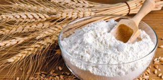 Un, insanlık tarihinin en eski ve en temel gıda maddelerinden biri olarak sofralardaki yerini korumaya devam ediyor. Tahılların öğütülmesiyle elde edilen un, yalnızca ekmek ve hamur işlerinin ana malzemesi olmakla kalmıyor, aynı zamanda kültürlerin, geleneklerin ve mutfak alışkanlıklarının da merkezinde yer alıyor. Günlük yaşamda fark edilmeden tüketilen bu temel ürün, aslında çok katmanlı bir geçmişe ve geniş bir kullanım alanına sahip. Konulu bir haber görseli.